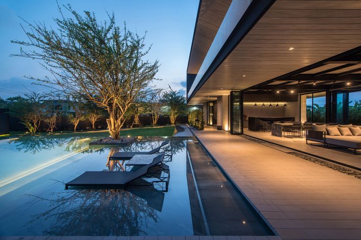 A state-of-the-art luxury home equipped with modern conveniences and refined aesthetics.
